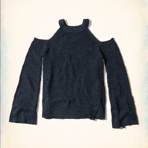 HOLLISTER Distressed cold shoulder sweater
